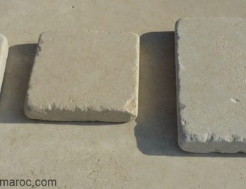 margelle pierre naturelle pour piscine